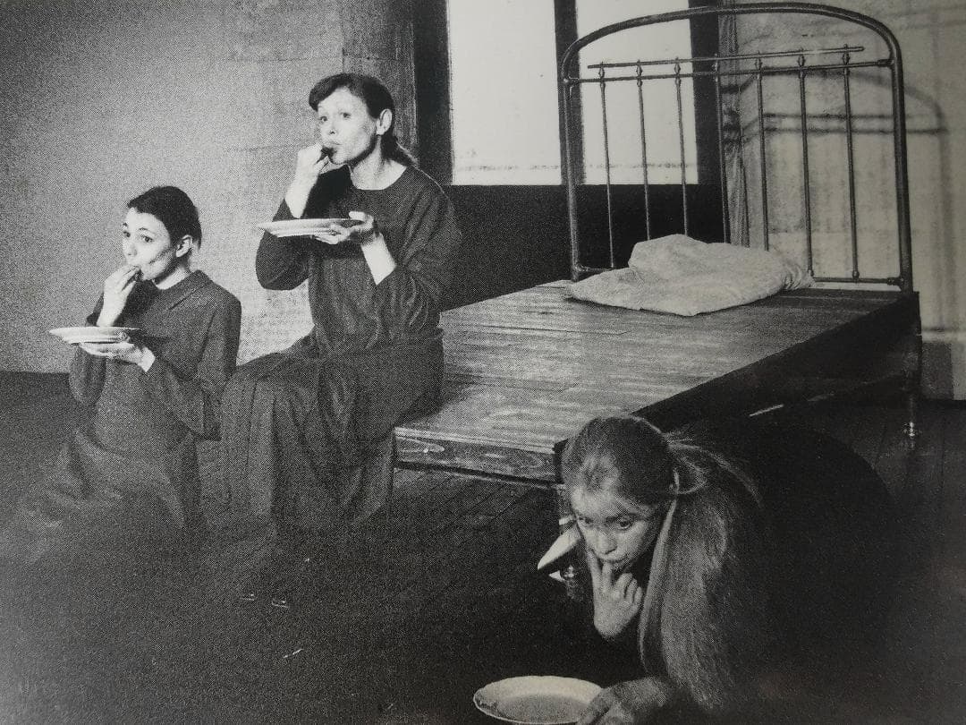 /home page/les trois soeurs